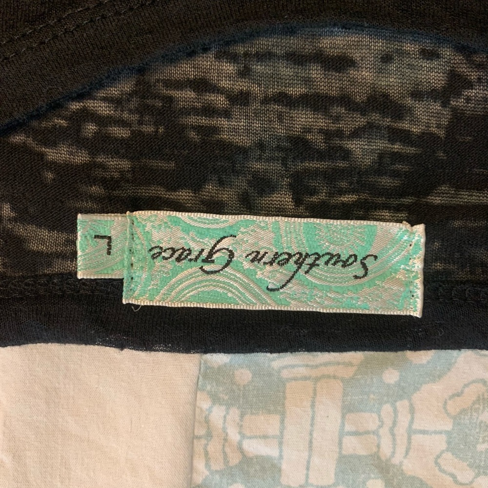 Top - Picture 2 of 3